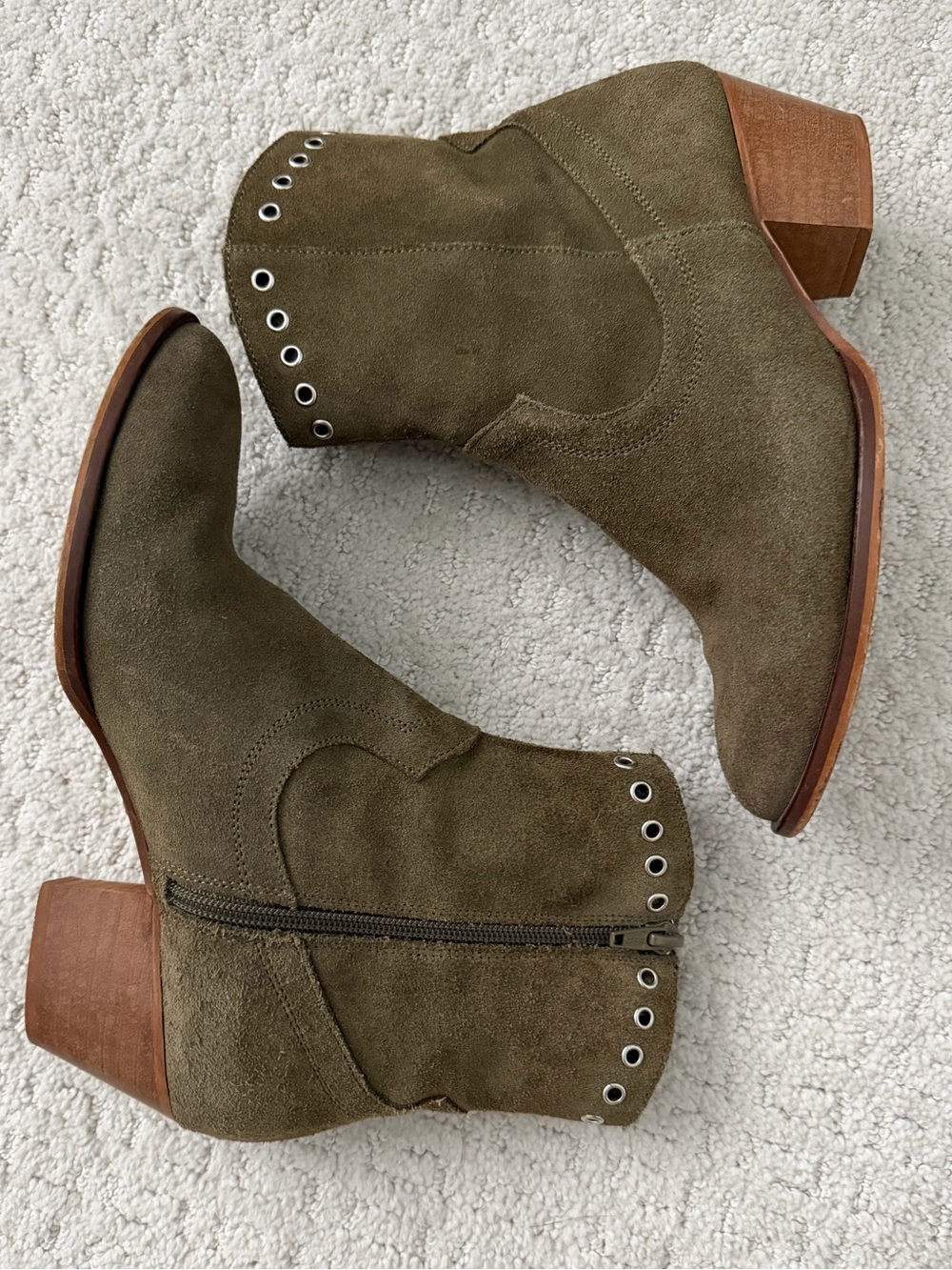 Suede Ankle Boots with Stud Detail 37 minimalist classic fall